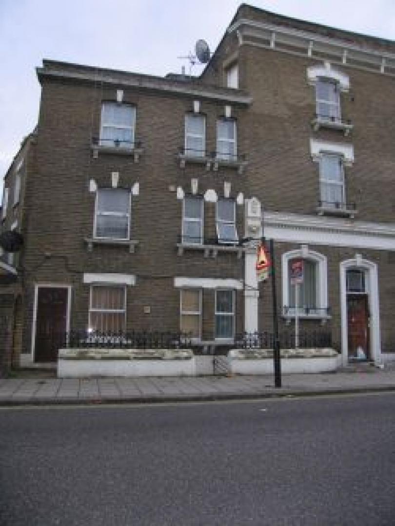 			NEW ON!, Studio Apartment, 1 bath, 1 reception Flat			 Fernhead Road, MAIDA VALE W9